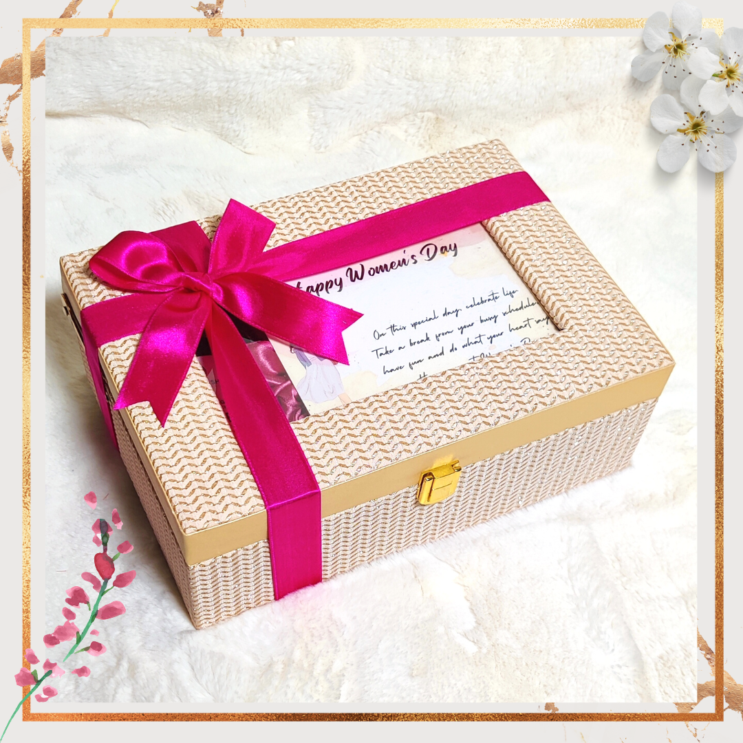 Shimmer window trunk box - Golden