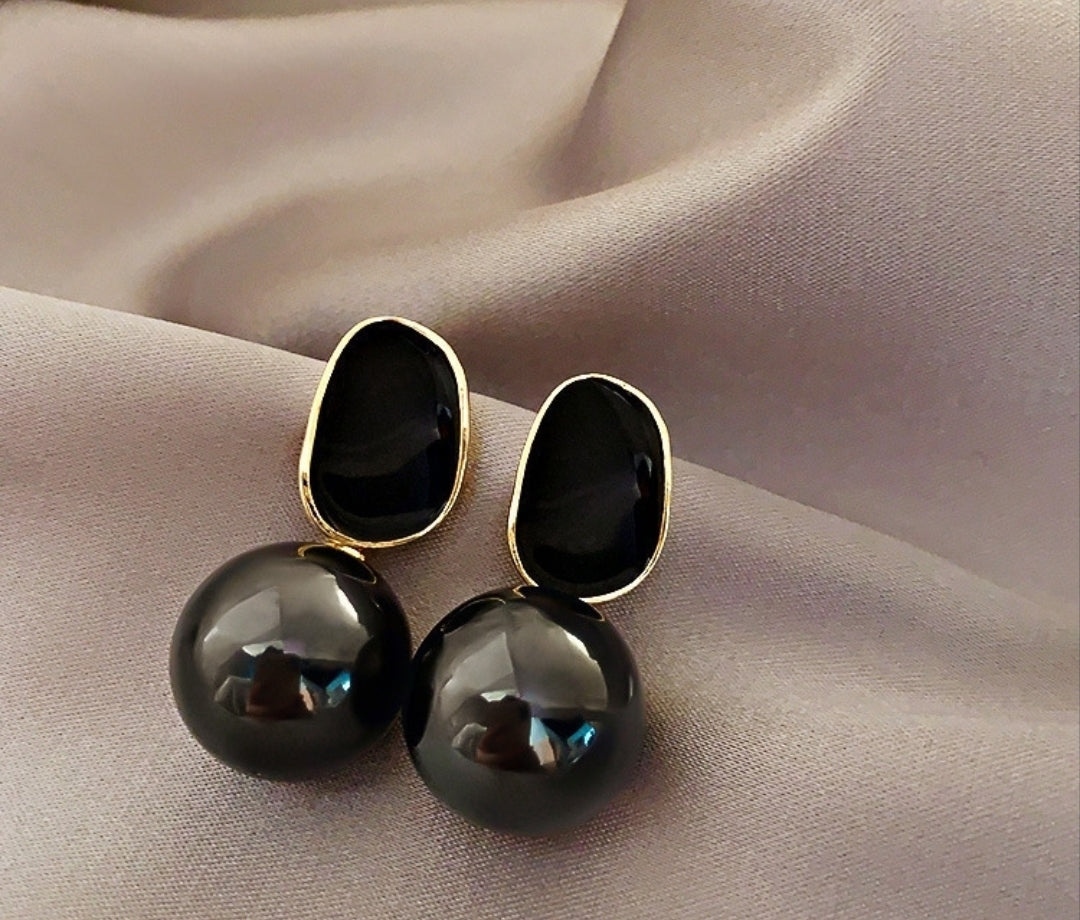 Pink/Black Pearl Drops