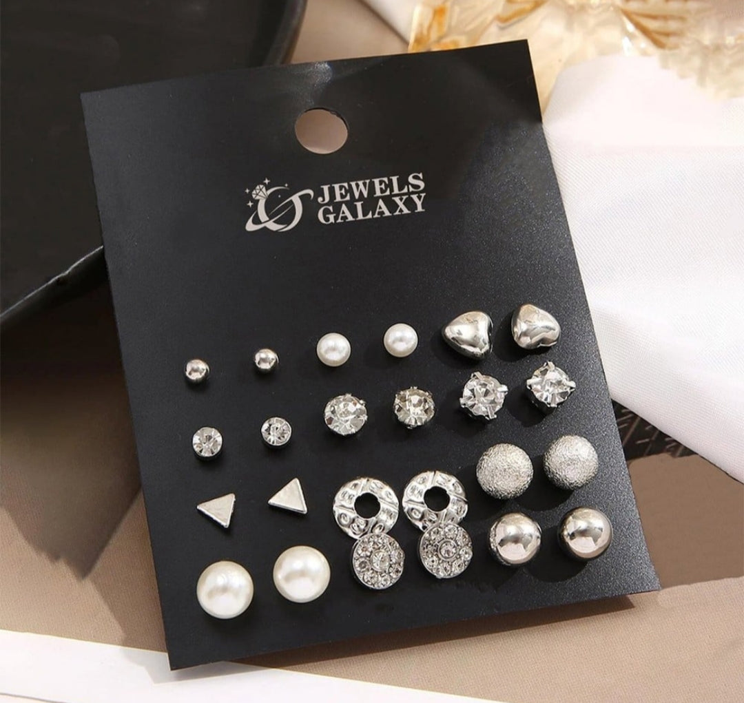 Golden/Silver designer studs