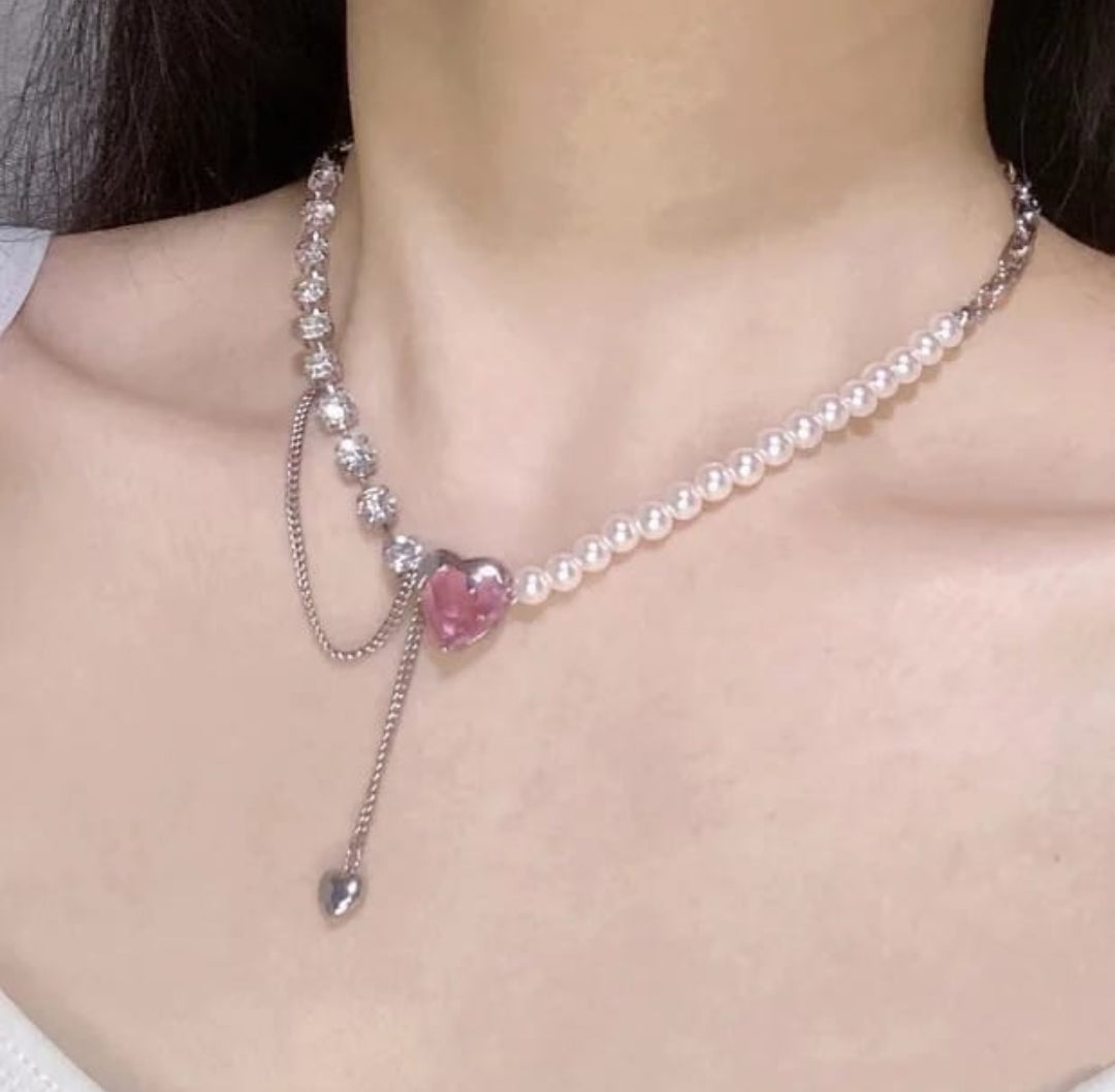 Pink crystal pearl necklace